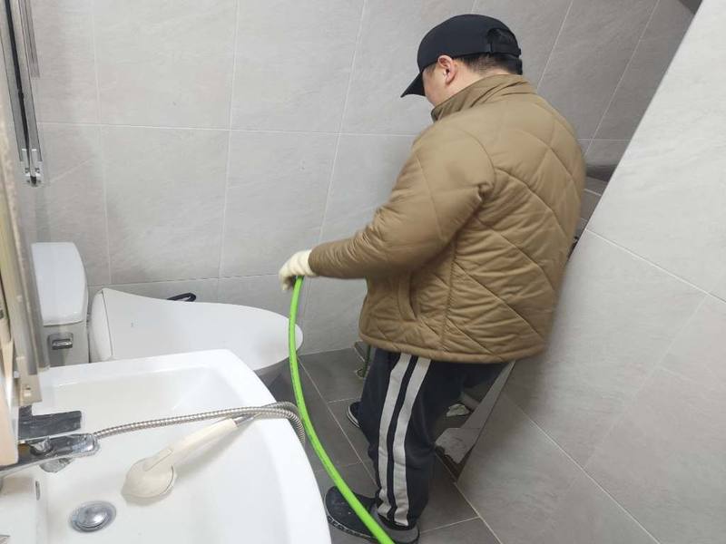 김포한강 변기막힘 작업사례 16